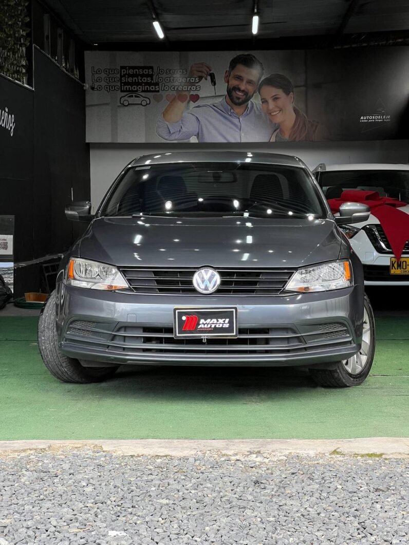 
								VOLKSWAGEN NEW JETTA COMFORTLINE AT 2.0 SD full									
