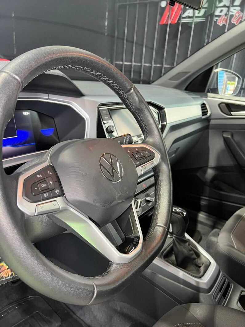 
								VOLKSWAGEN  T-CROSS TRENDLINE 1.0 AT full									