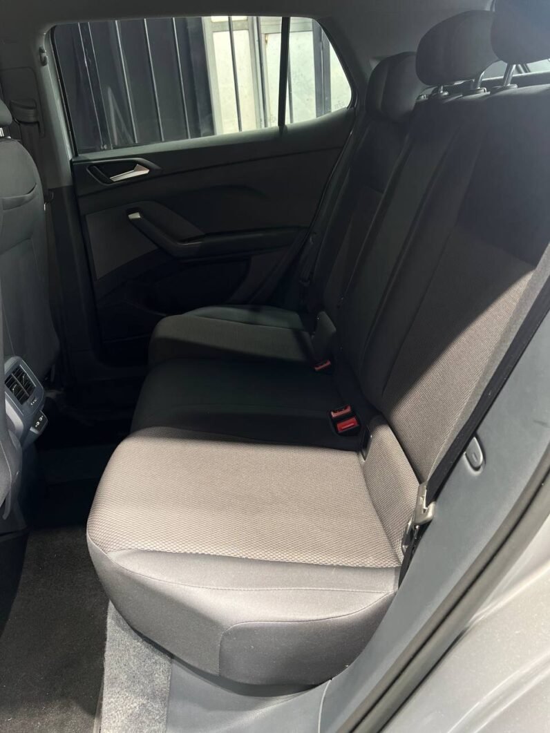 
								VOLKSWAGEN  T-CROSS TRENDLINE 1.0 AT full									