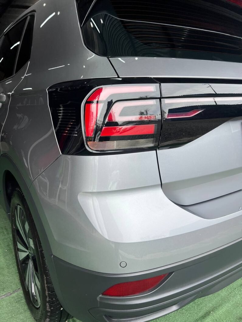 
								VOLKSWAGEN  T-CROSS TRENDLINE 1.0 AT full									