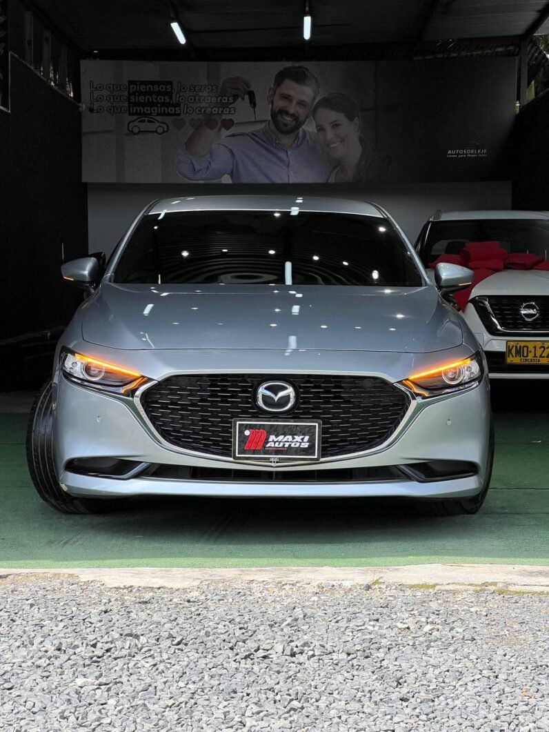 
								MAZDA 3 TOURING AT 2.0 HIBRIDO SD full									