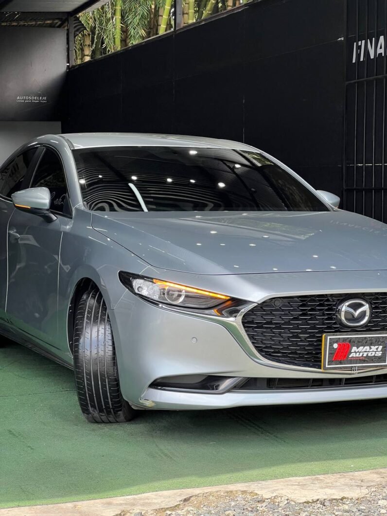 
								MAZDA 3 TOURING AT 2.0 HIBRIDO SD full									