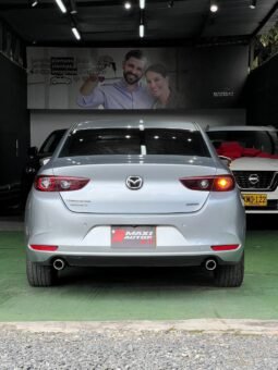 
										MAZDA 3 TOURING AT 2.0 HIBRIDO SD full									