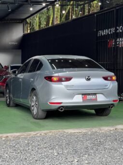 
										MAZDA 3 TOURING AT 2.0 HIBRIDO SD full									