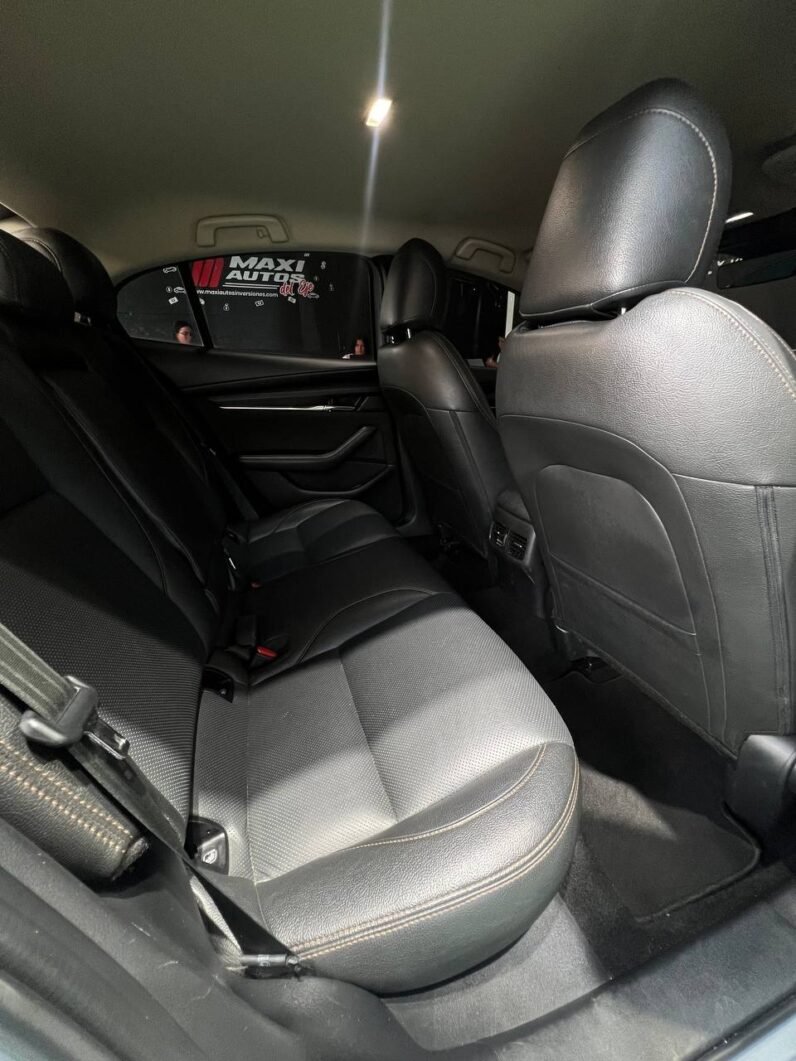 
								MAZDA 3 TOURING AT 2.0 HIBRIDO SD full									