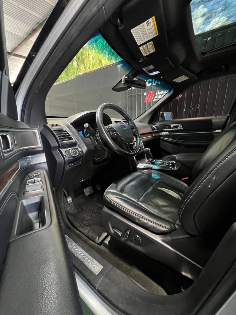 
								FORD EXPLORER LIMITED AT 4X4 full									
