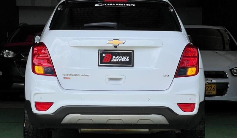 
								CHEVROLET TRACKER LTZ AT 4X4 1.8 full									