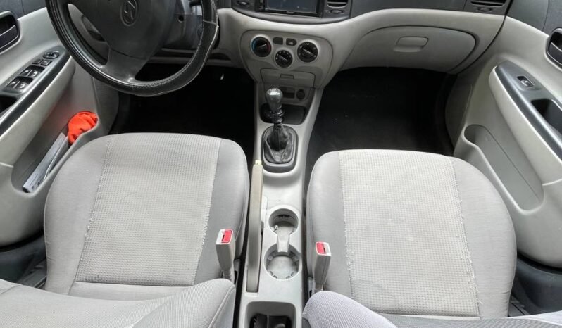 
								HYUNDAI ACCENT GLS VISION 1.4L MT full									