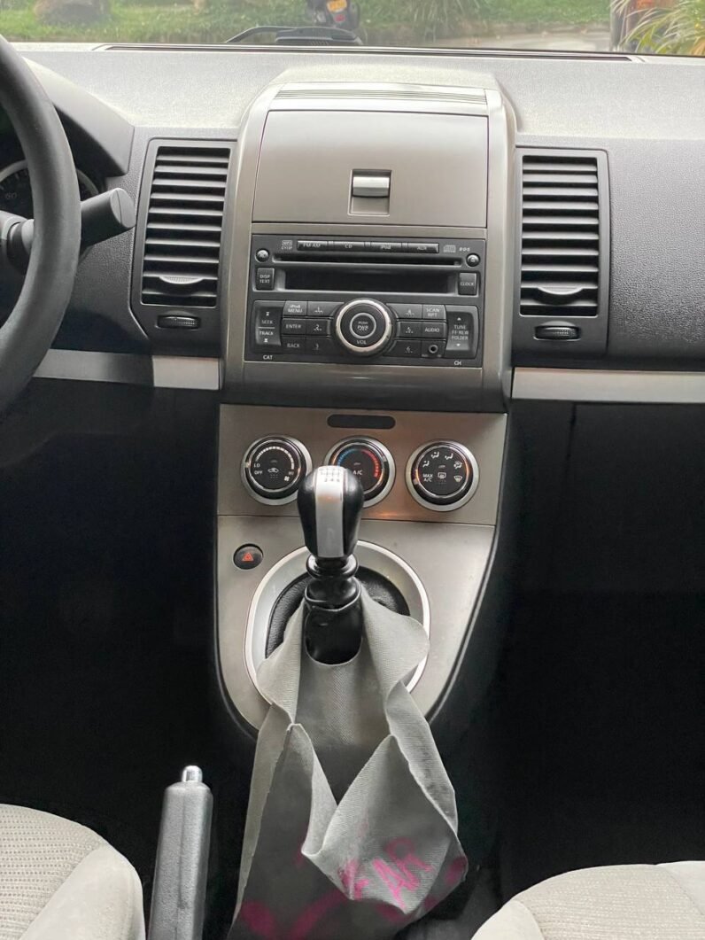 
								NISSAN SENTRA B16 MT 2.0 SEDAN full									