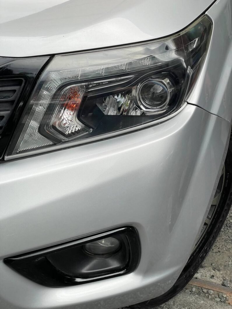 
								NISSAN FRONTIER LE AUT DIESEL 4X4 full									