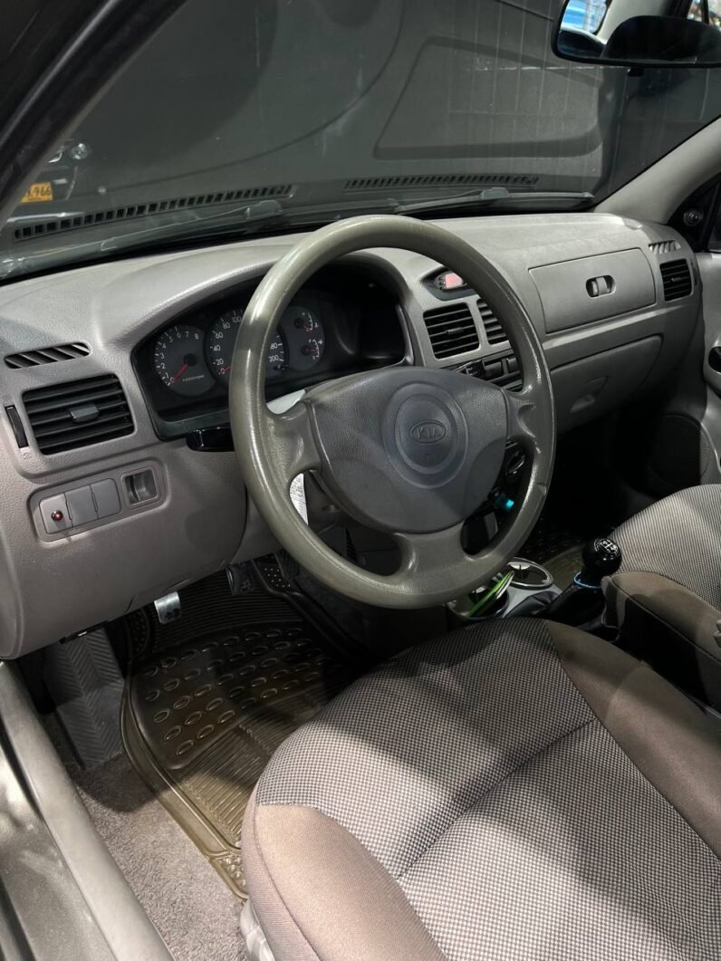 
								KIA RIO STYLUS LS full									