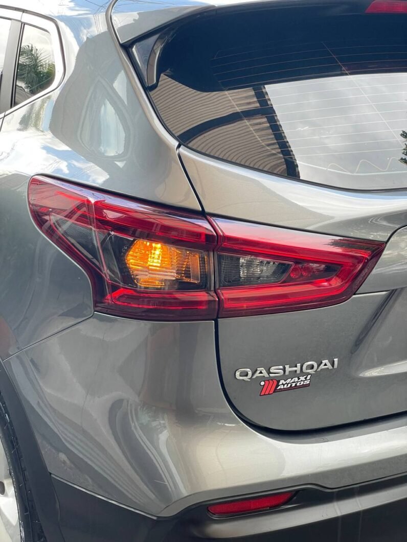 
								NISSAN QASHQAI SENSE AT 2.0LT 4*2 full									