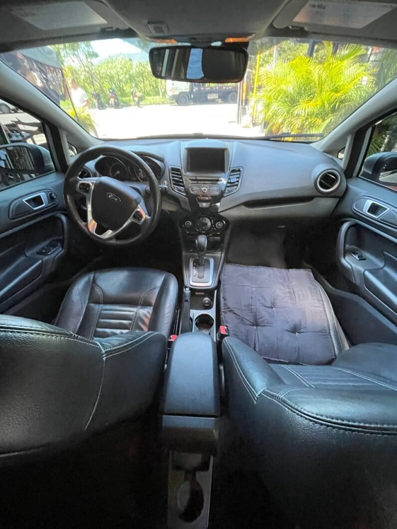 
								FORD FIESTA TITANIUM AT 1.6 full									