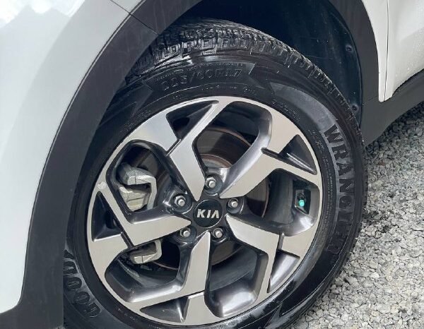 
								KIA SPORTAGE VIBRANT AT 2.0 4X2 full									