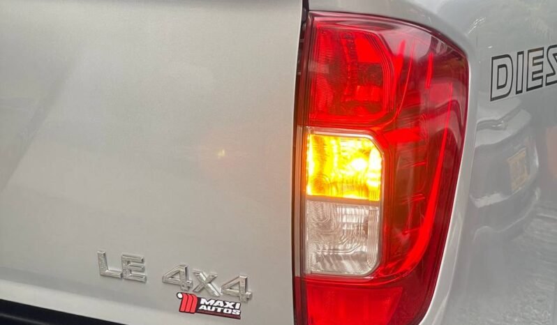 
								NISSAN FRONTIER LE AUT DIESEL 4X4 full									