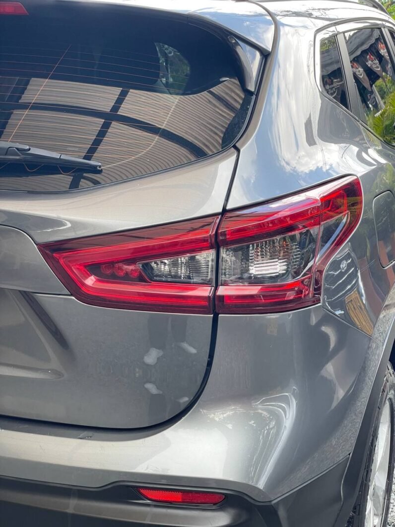 
								NISSAN QASHQAI SENSE AT 2.0LT 4*2 full									
