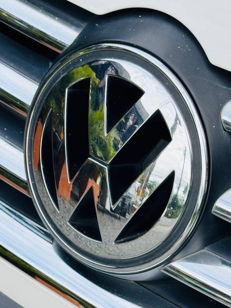 
								VOLKSWAGEN JETTA CLASSIC EUROPA AUT 2.0 full									