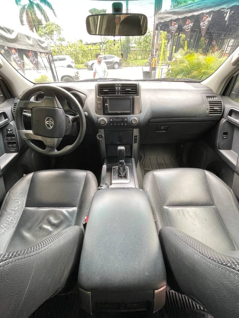 
								TOYOTA PRADO TX 4.0L AT 4×4 full									