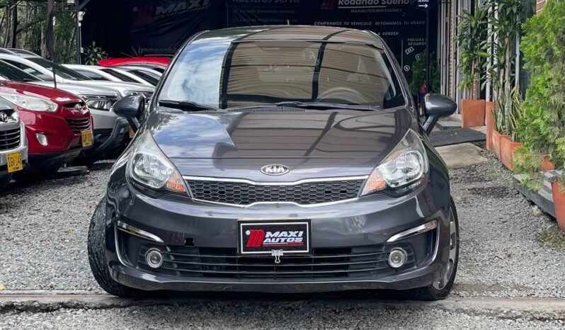 
								KIA RIO UB EX SD 1.4 AT full									
