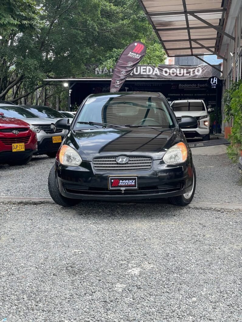 
								HYUNDAI ACCENT GLS VISION 1.4L MT full									