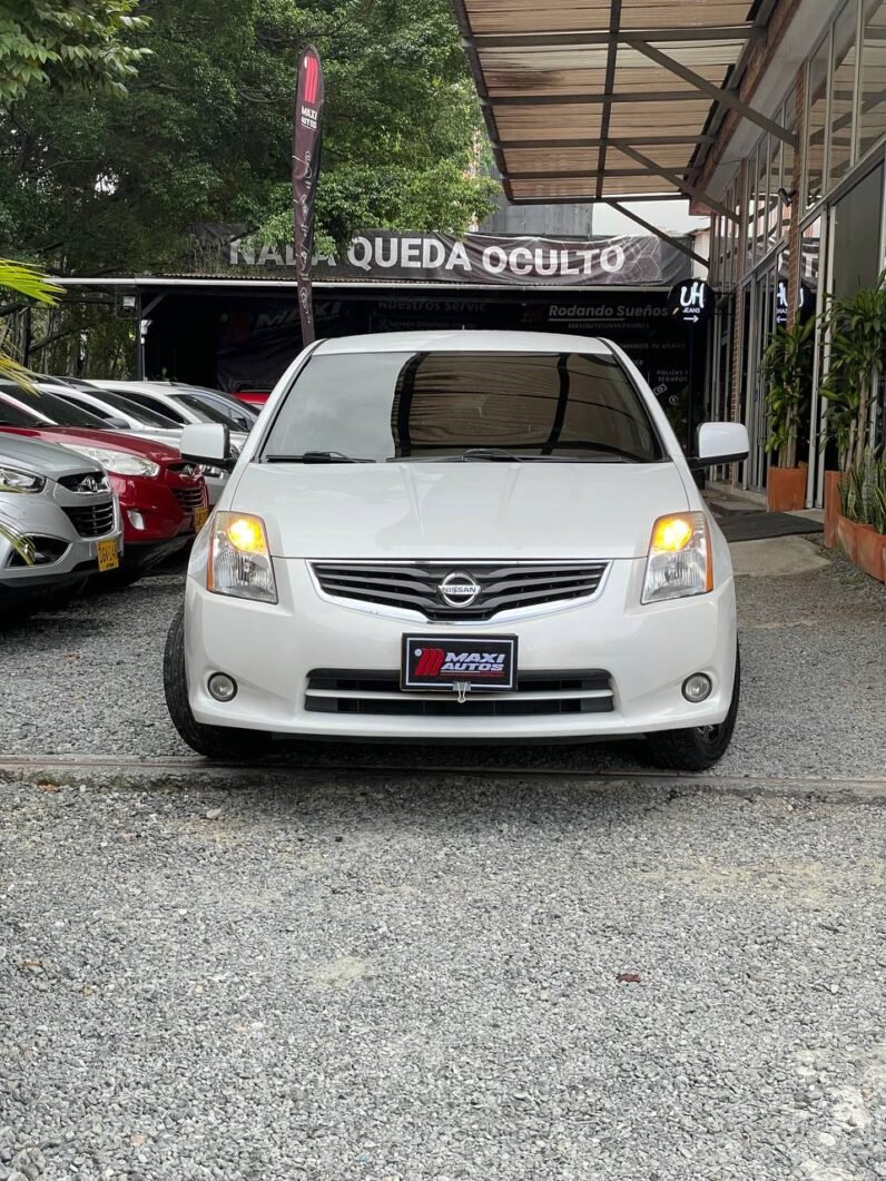 
								NISSAN SENTRA B16 MT 2.0 SEDAN full									