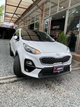 KIA SPORTAGE VIBRANT AT 2.0 4X2