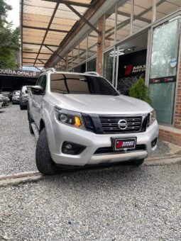 NISSAN FRONTIER LE AUT DIESEL 4X4