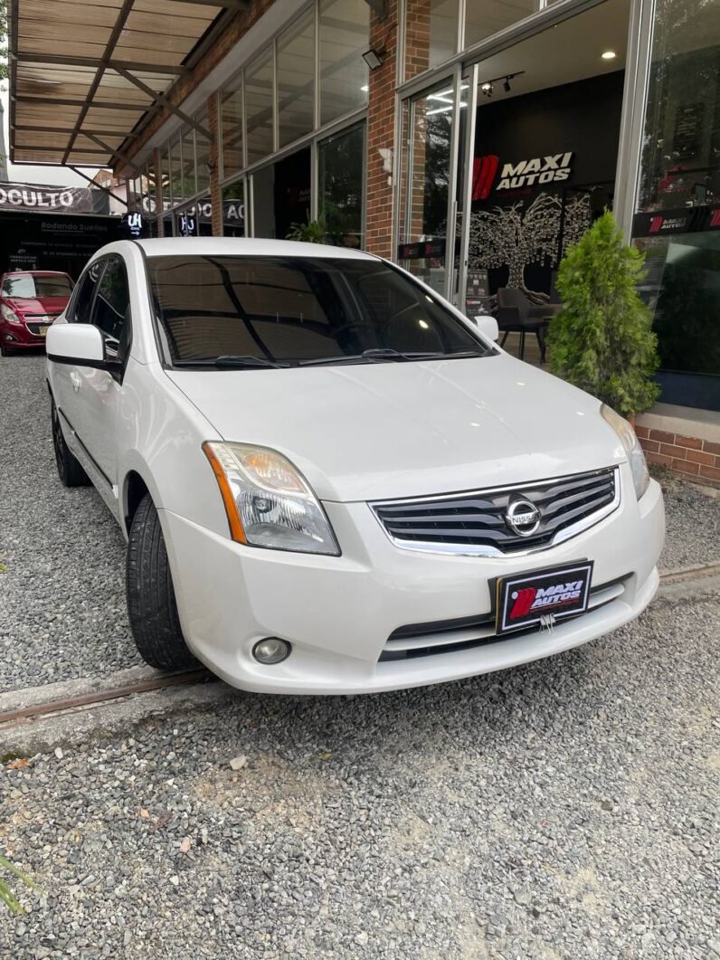 
								NISSAN SENTRA B16 MT 2.0 SEDAN full									