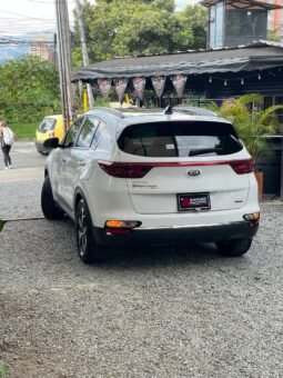 
										KIA SPORTAGE VIBRANT AT 2.0 4X2 full									
