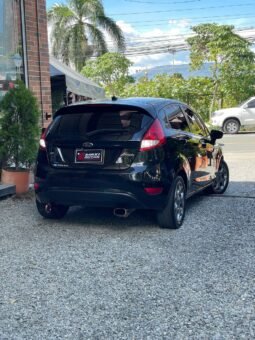 FORD FIESTA SE MT HB