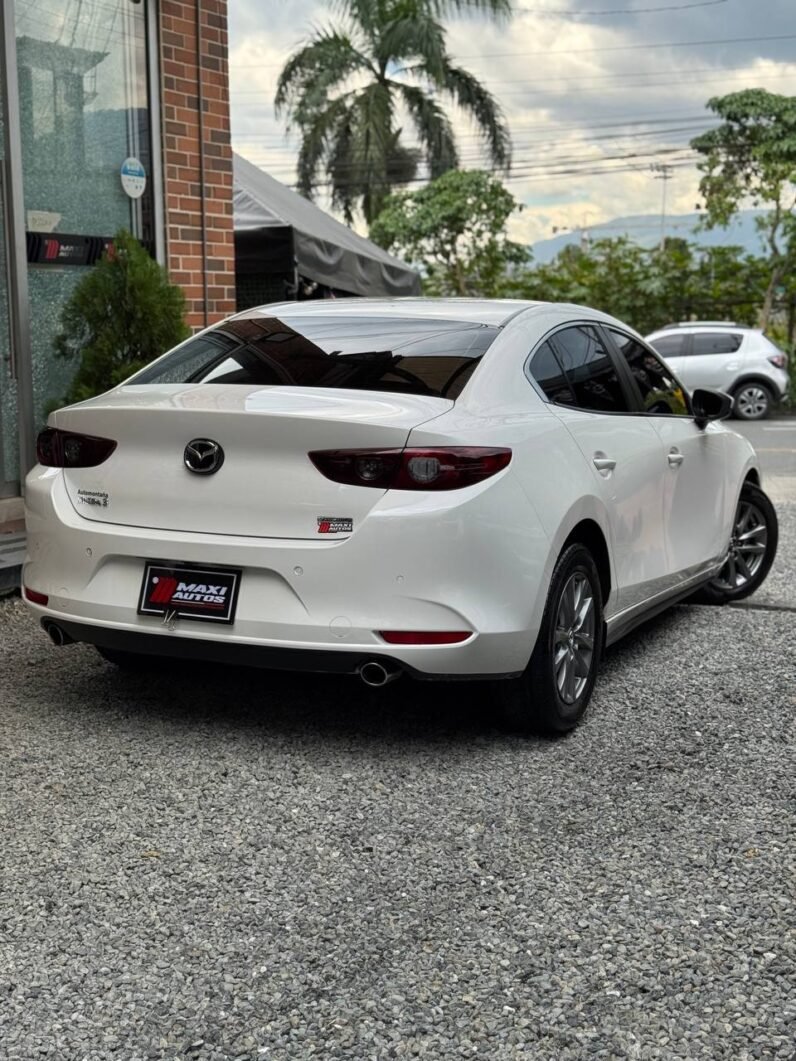 
								MAZDA 3 TOURING SD full									