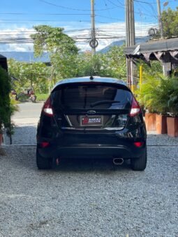 FORD FIESTA SE MT HB