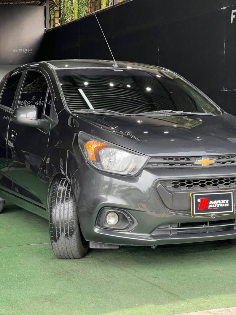 
								CHEVROLET SPARK GT 1.2 LT full									
