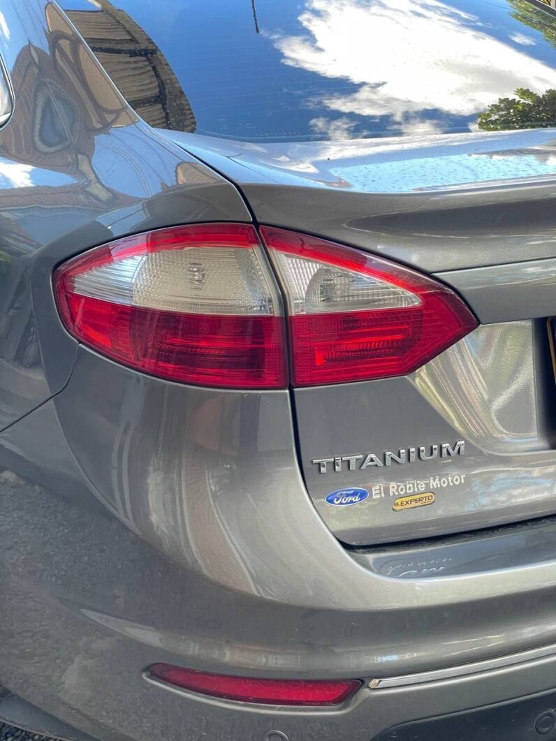 
								FORD FIESTA TITANIUM AT 1.6 full									