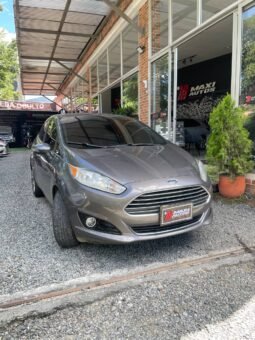 FORD FIESTA TITANIUM AT 1.6
