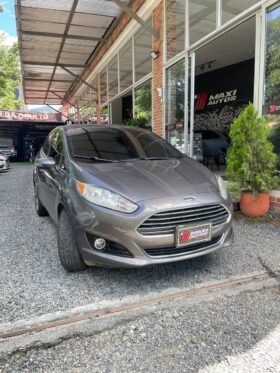 FORD FIESTA TITANIUM AT 1.6