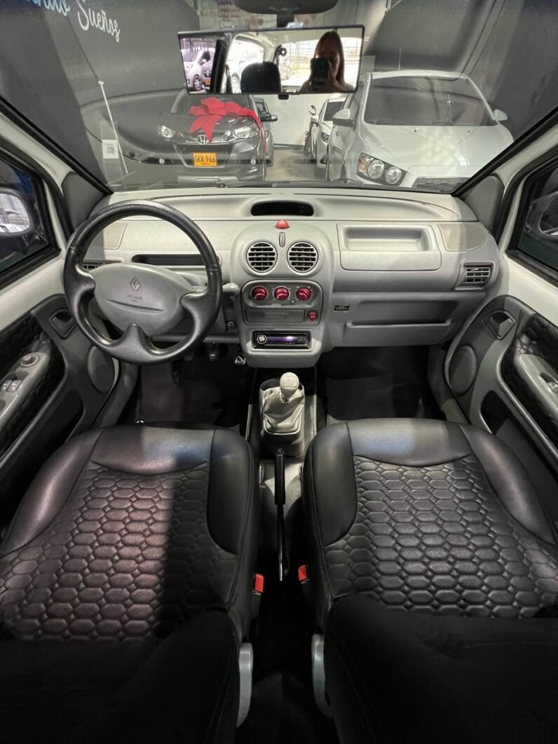 
								RENAULT TWINGO ACCES 1.200 AA full									