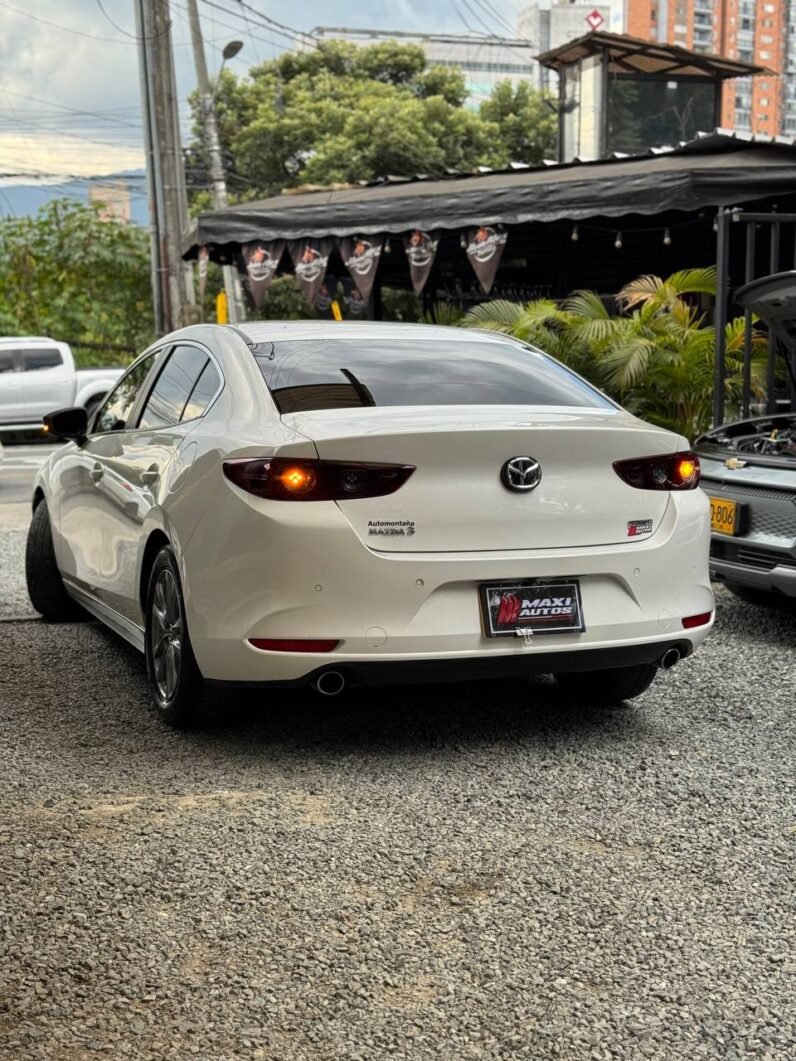 
								MAZDA 3 TOURING SD full									
