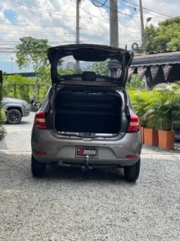 
										RENAULT SANDERO ZEN 1.6 MT full									
