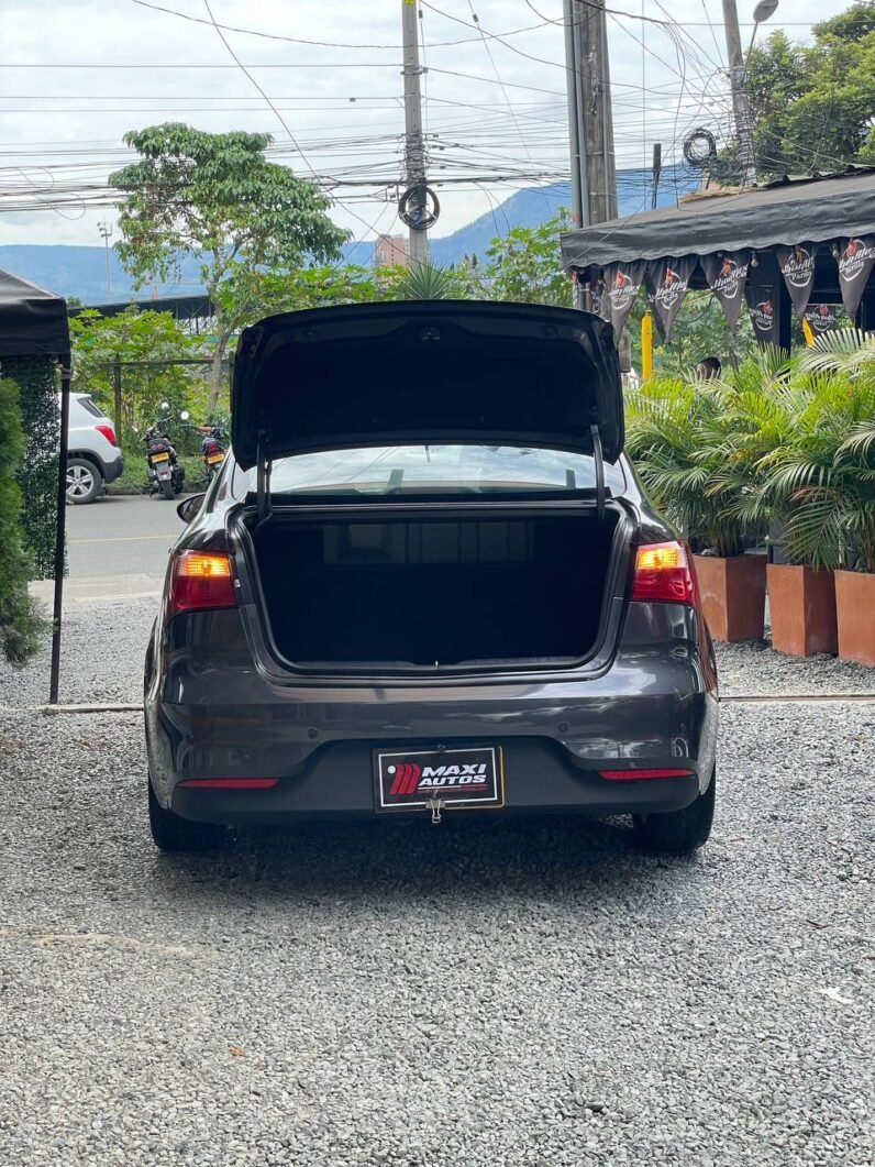 
								KIA RIO UB EX SD 1.4 AT full									