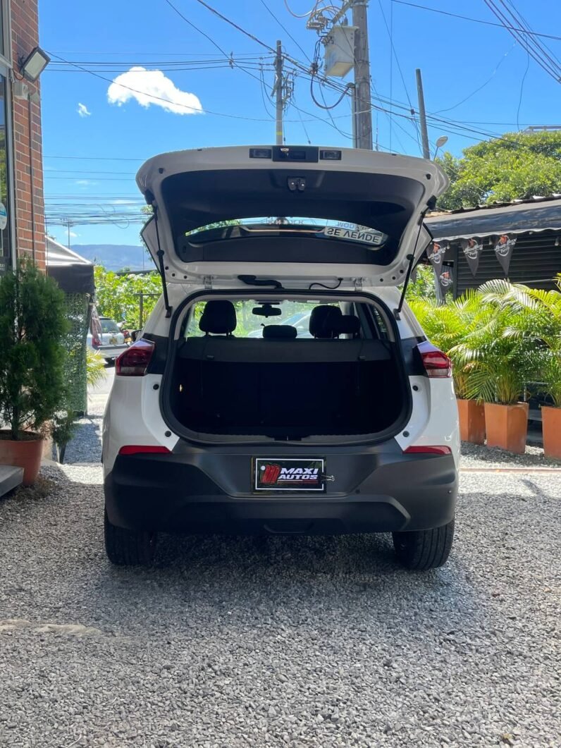 
								CHEVROLET TRACKER LS MT 1.2 TURBO full									