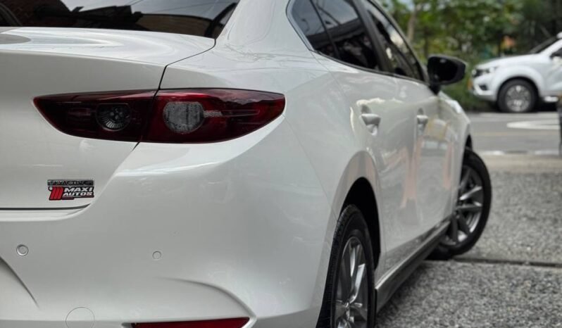 
								MAZDA 3 TOURING SD full									
