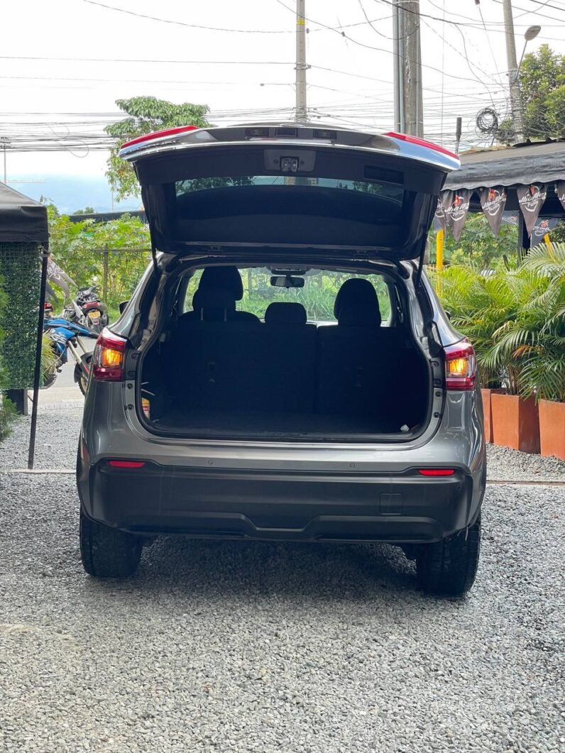 
								NISSAN QASHQAI SENSE AT 2.0LT 4*2 full									