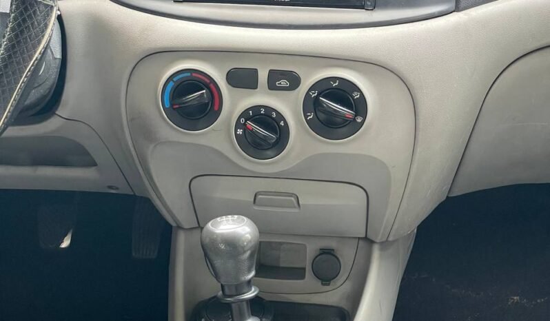 
								HYUNDAI ACCENT GLS VISION 1.4L MT full									