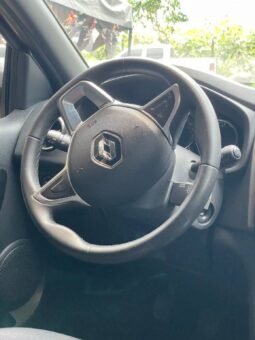 
										RENAULT SANDERO ZEN 1.6 MT full									