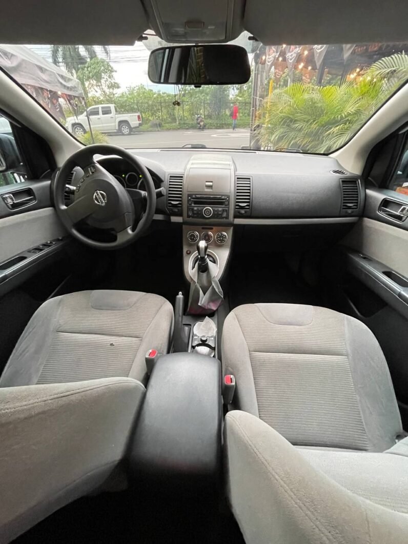 
								NISSAN SENTRA B16 MT 2.0 SEDAN full									