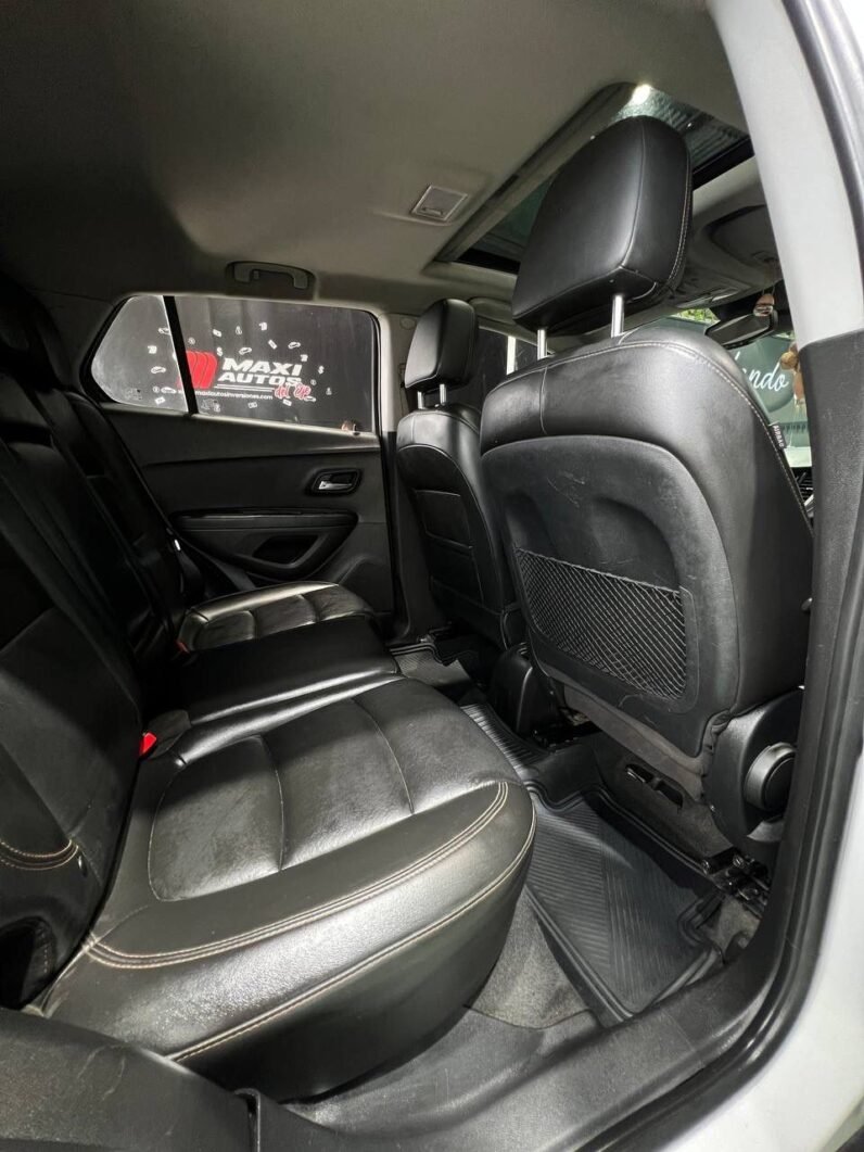 
								CHEVROLET TRACKER LTZ AT 4X4 1.8 full									