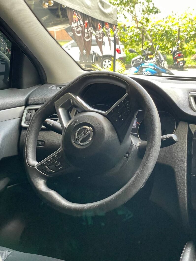 
								NISSAN QASHQAI SENSE AT 2.0LT 4*2 full									