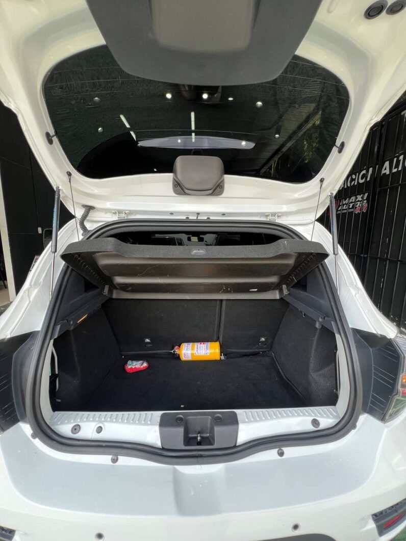 
								RENAULT STEPWAY INTENS AT full									