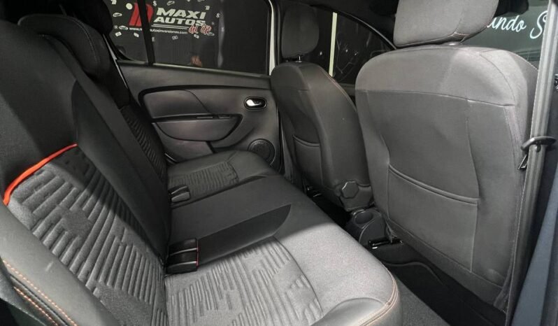 
								RENAULT STEPWAY INTENS AT full									